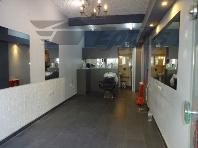 (For Rent) Commercial Retail Shop || Thessaloniki Center/Thessaloniki - 32 Sq.m, 340€ 